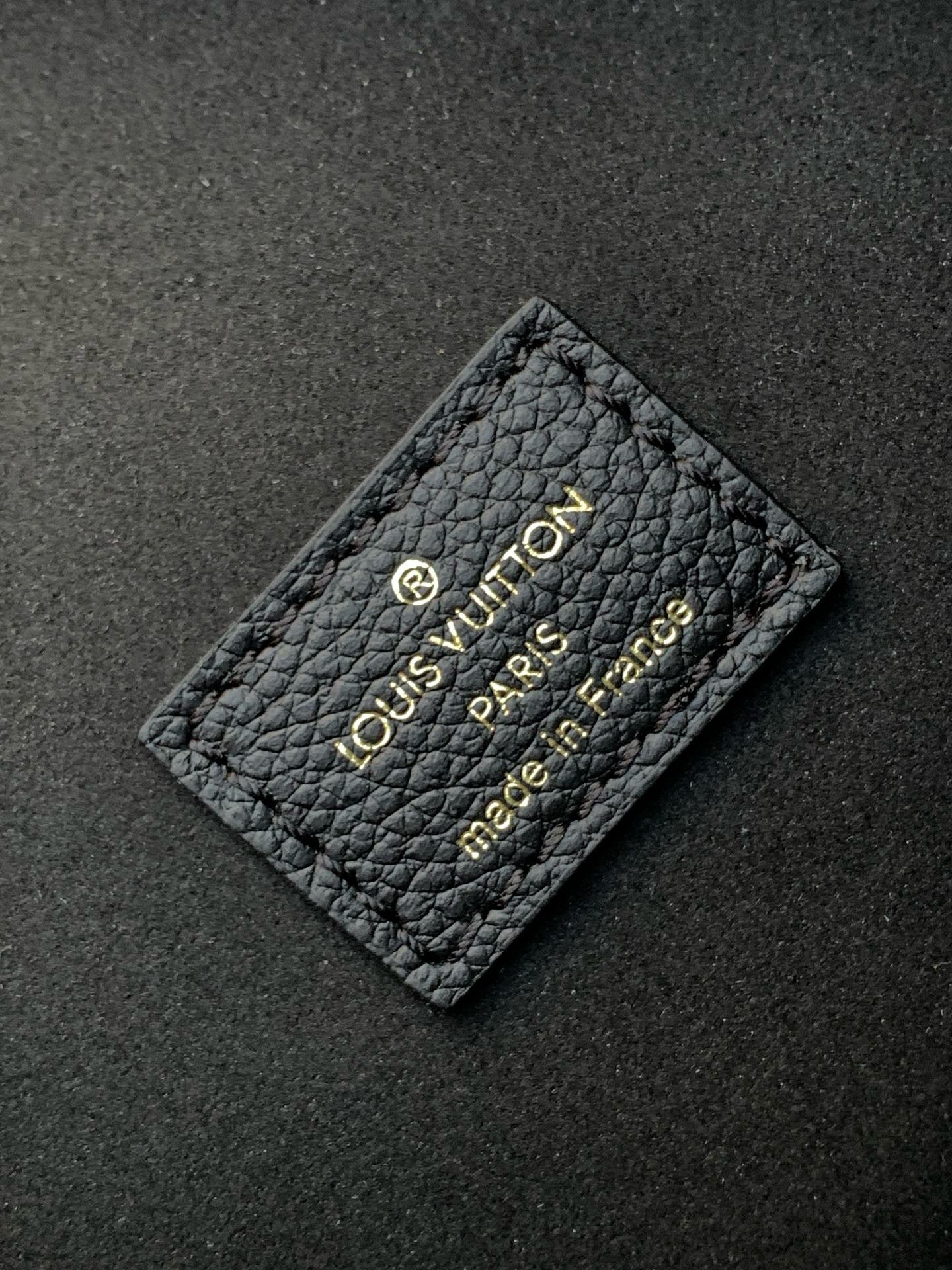 LV hobo Loop Bag 38cm Black Monogram Empreinte Leather