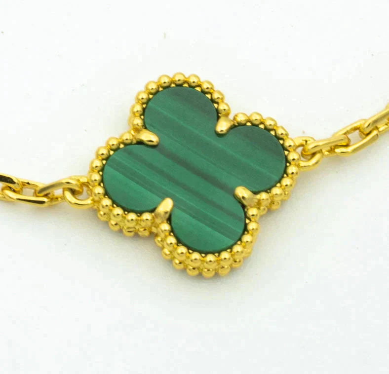 PULSERA DE DIAMANTES Y MALAQUITA CON 5 MOTIVOS DE TRÉBOL DE DIANA