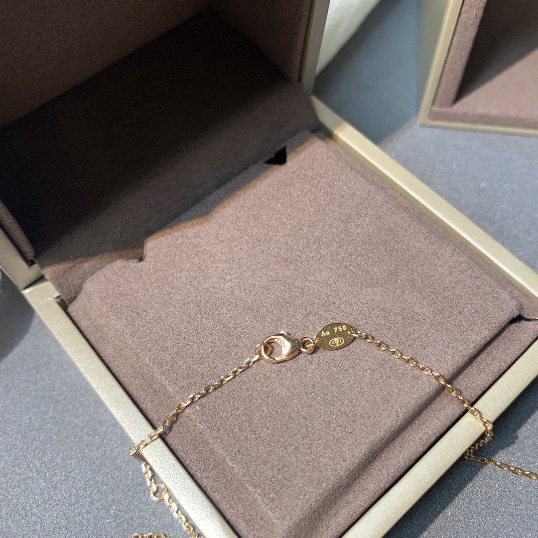 DIANA JEUX DE PINK GOLD DIAMOND NECKLACE
