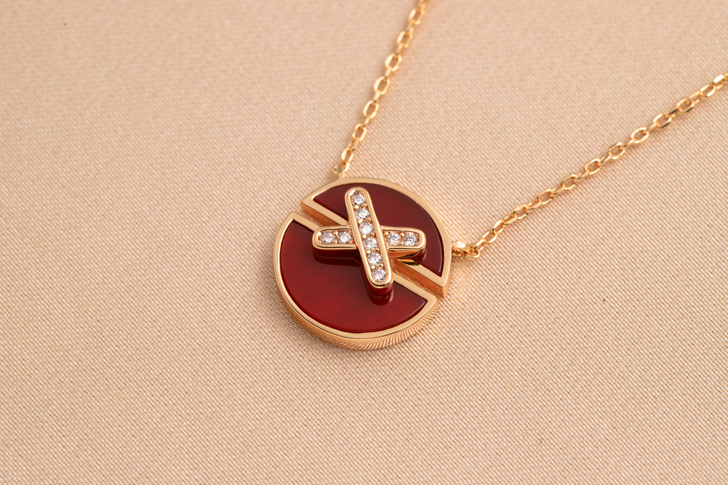 DIANA JEUX DE PINK GOLD DIAMOND NECKLACE