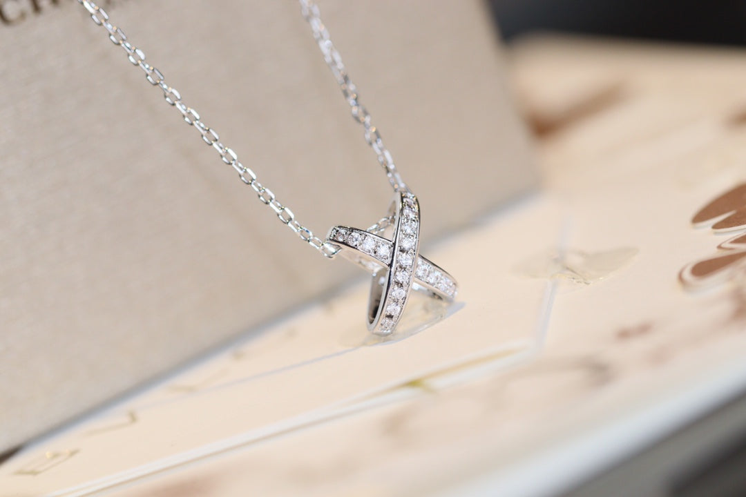 DIANA JEUX DE DIAMOND NECKLACE