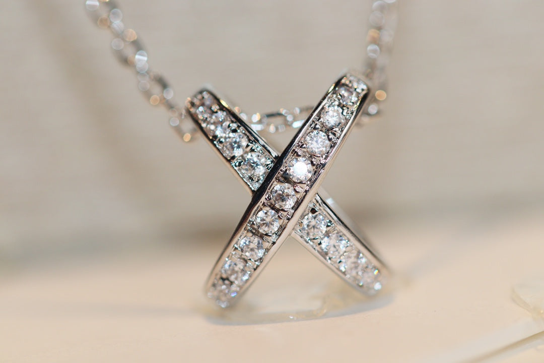 DIANA JEUX DE DIAMOND NECKLACE