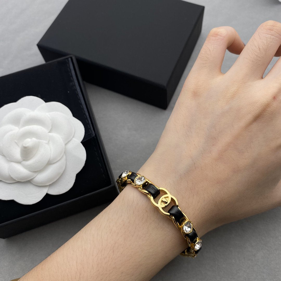 BRACELET CC CORDE NOIRE OR DIAMANTS