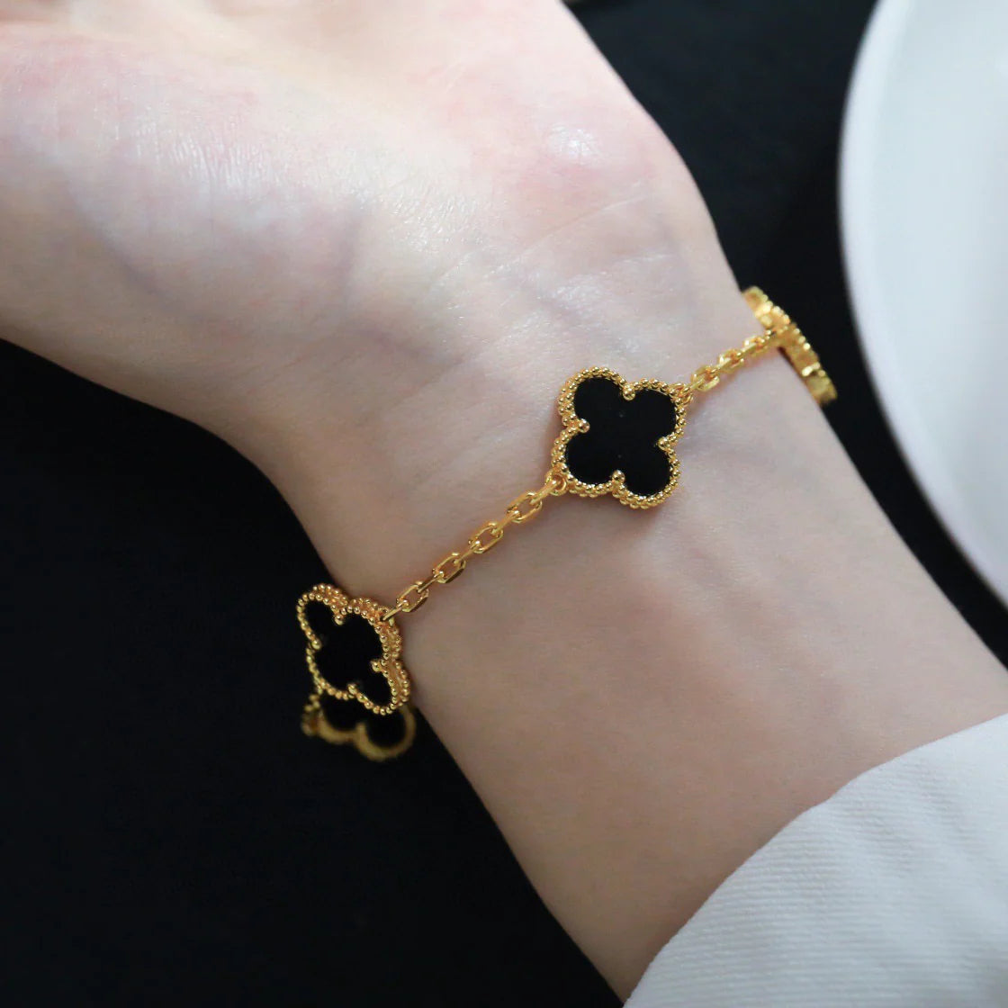 DIANA CLOVER 5 MOTIFS BLACK ONYX BRACELET