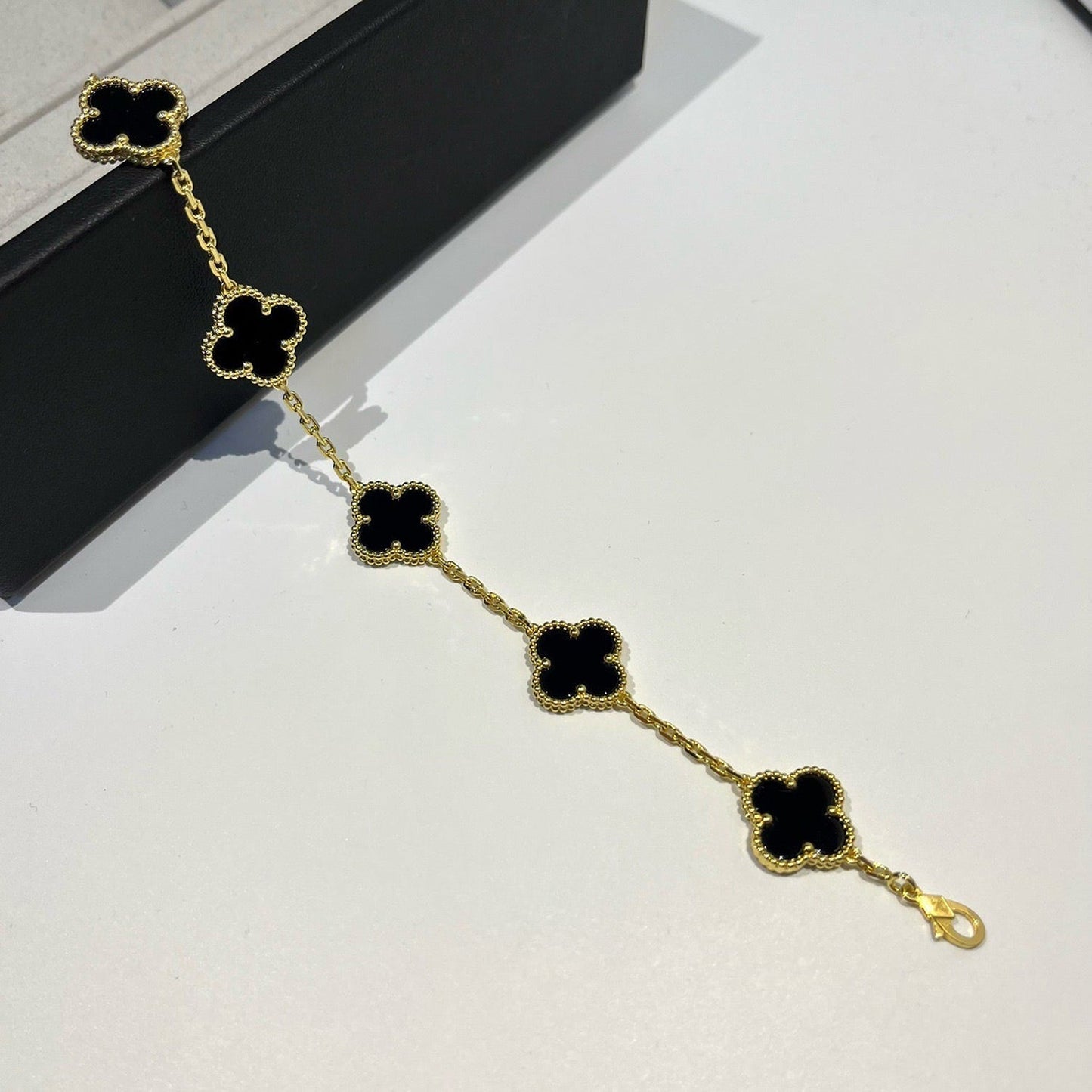 DIANA CLOVER 5 MOTIFS BLACK ONYX BRACELET