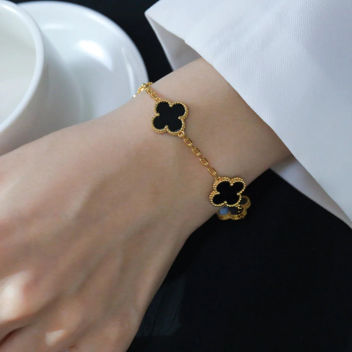 DIANA CLOVER 5 MOTIFS BLACK ONYX BRACELET