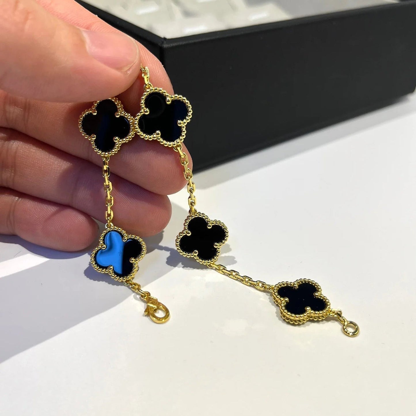 DIANA CLOVER 5 MOTIFS BLACK ONYX BRACELET