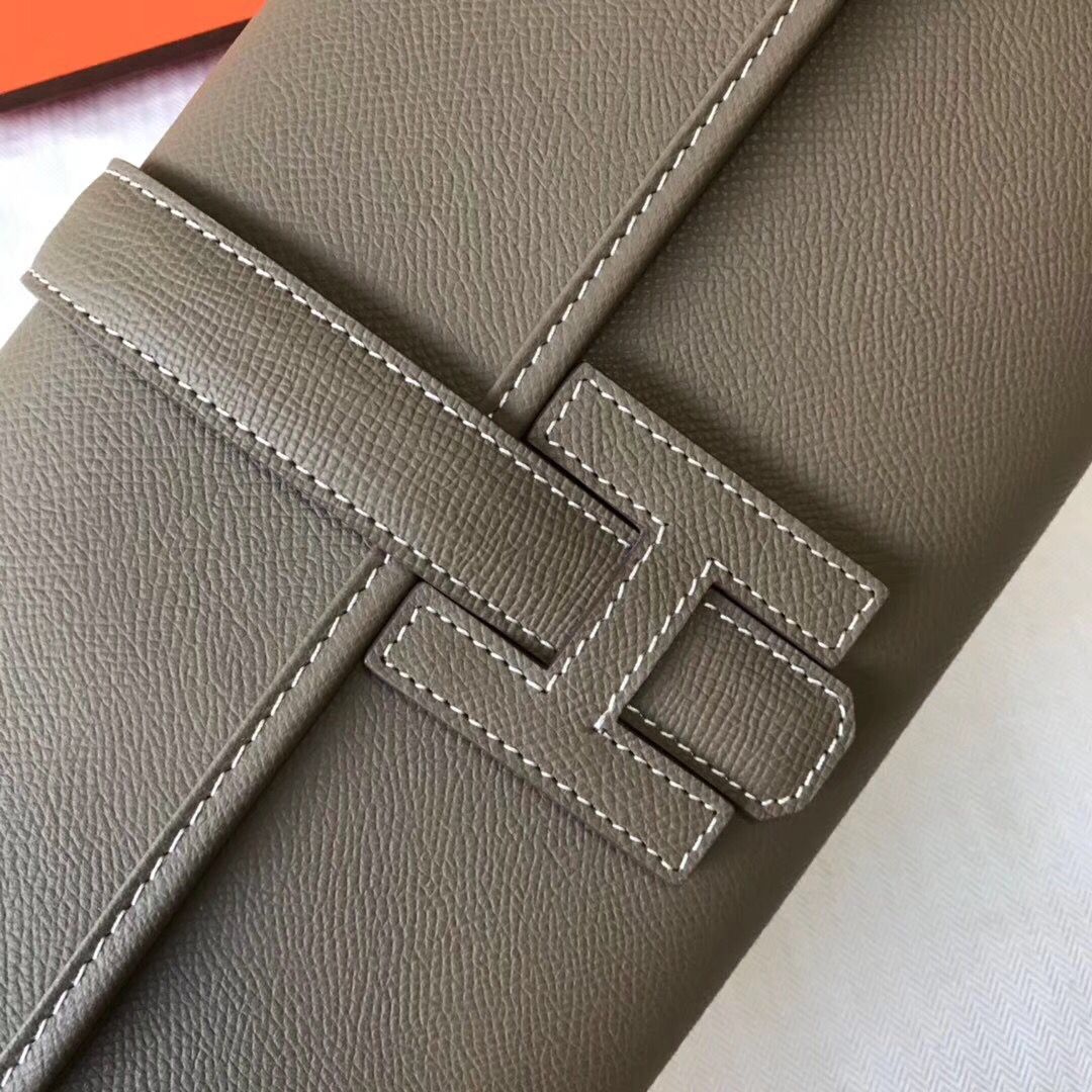 Clutch Hermes Jige Elan 29 en piel Epsom gris topo