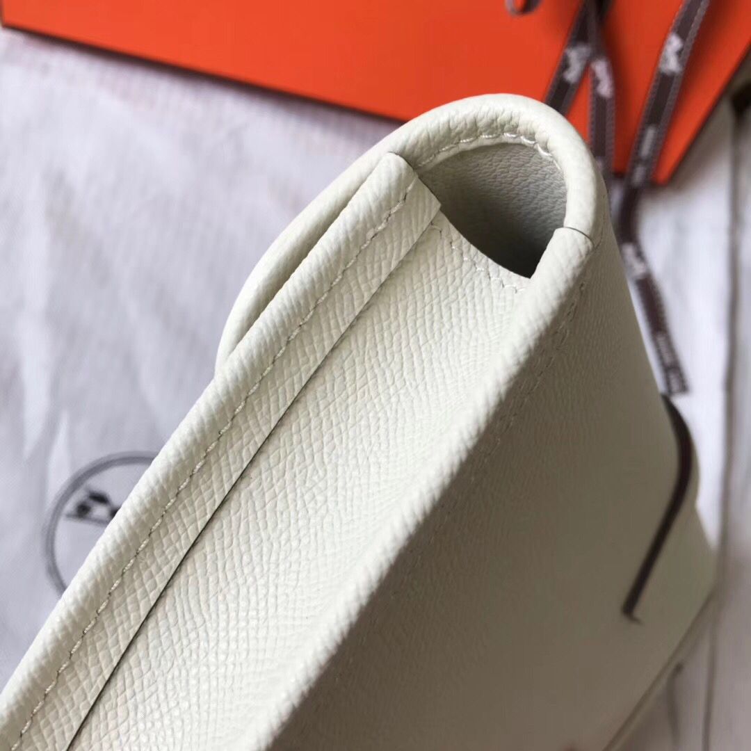 Clutch Hermes Jige Elan 29 en piel Epsom blanca