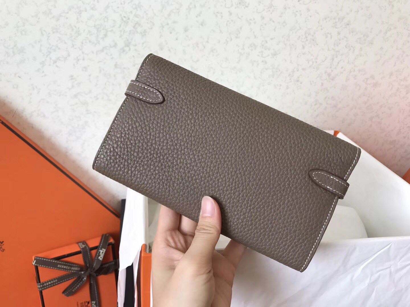 Cartera larga Kelly de 20 cm de piel Etoupe Clement