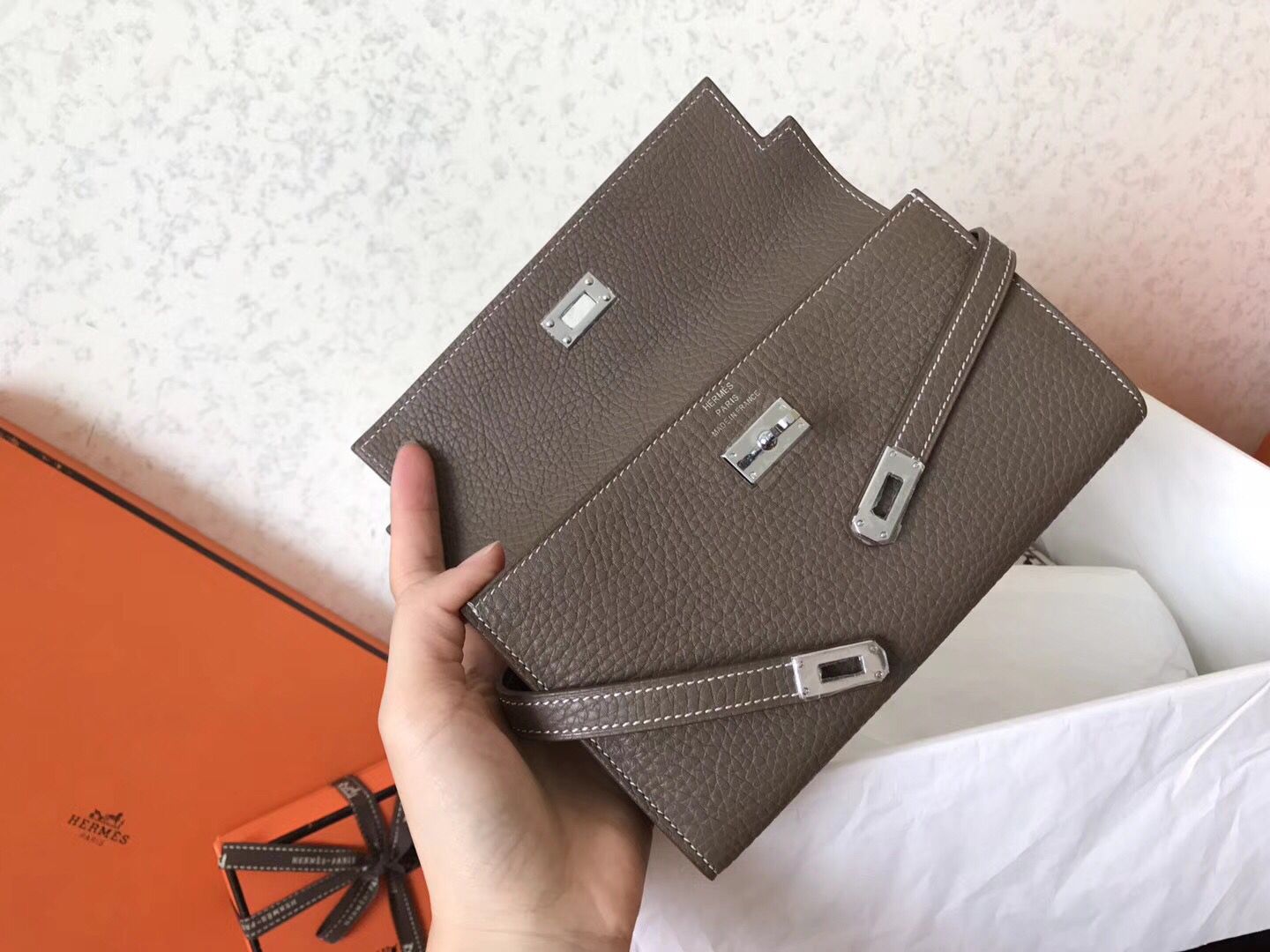 Cartera larga Kelly de 20 cm de piel Etoupe Clement