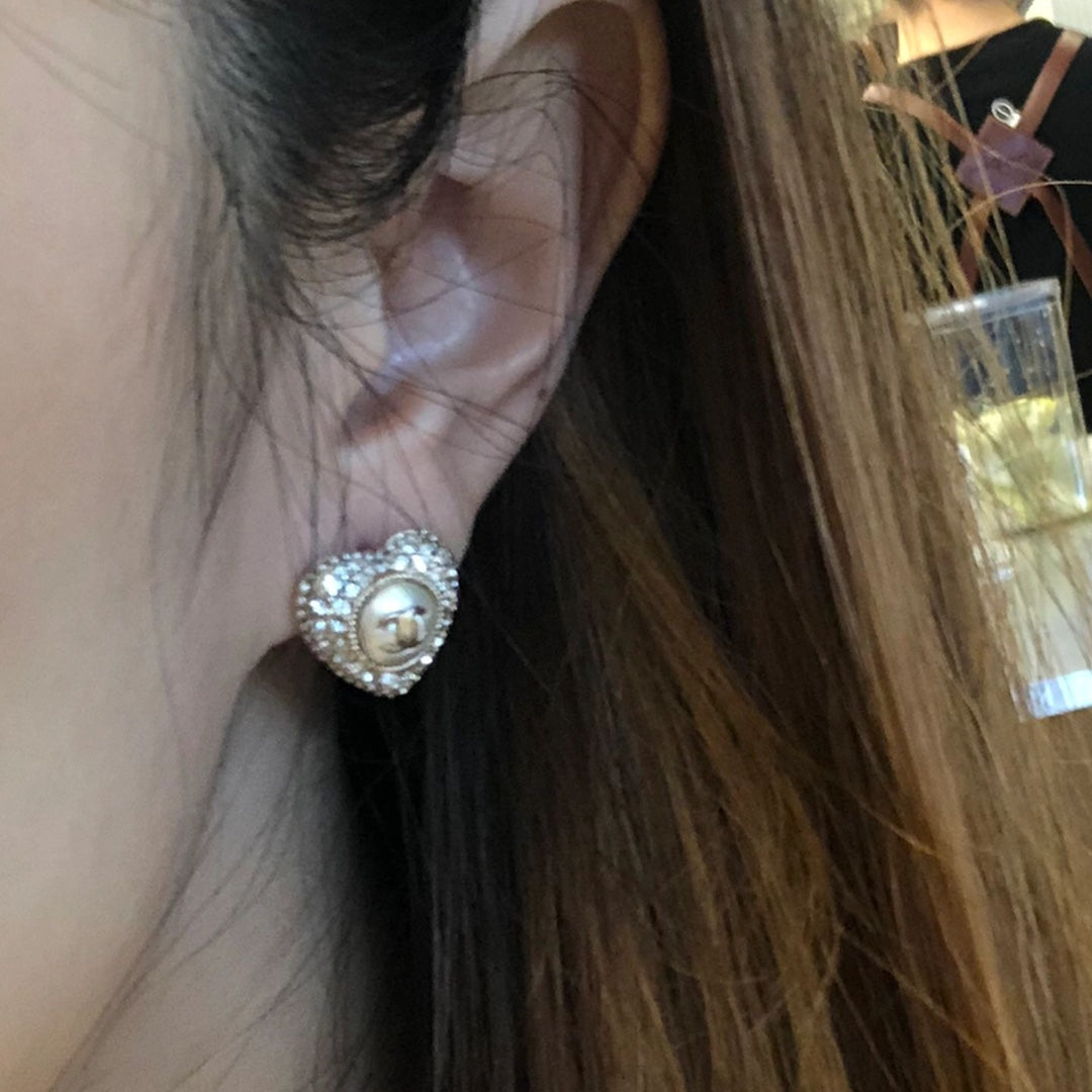 Pendientes de botón con forma de corazón de diamantes cc