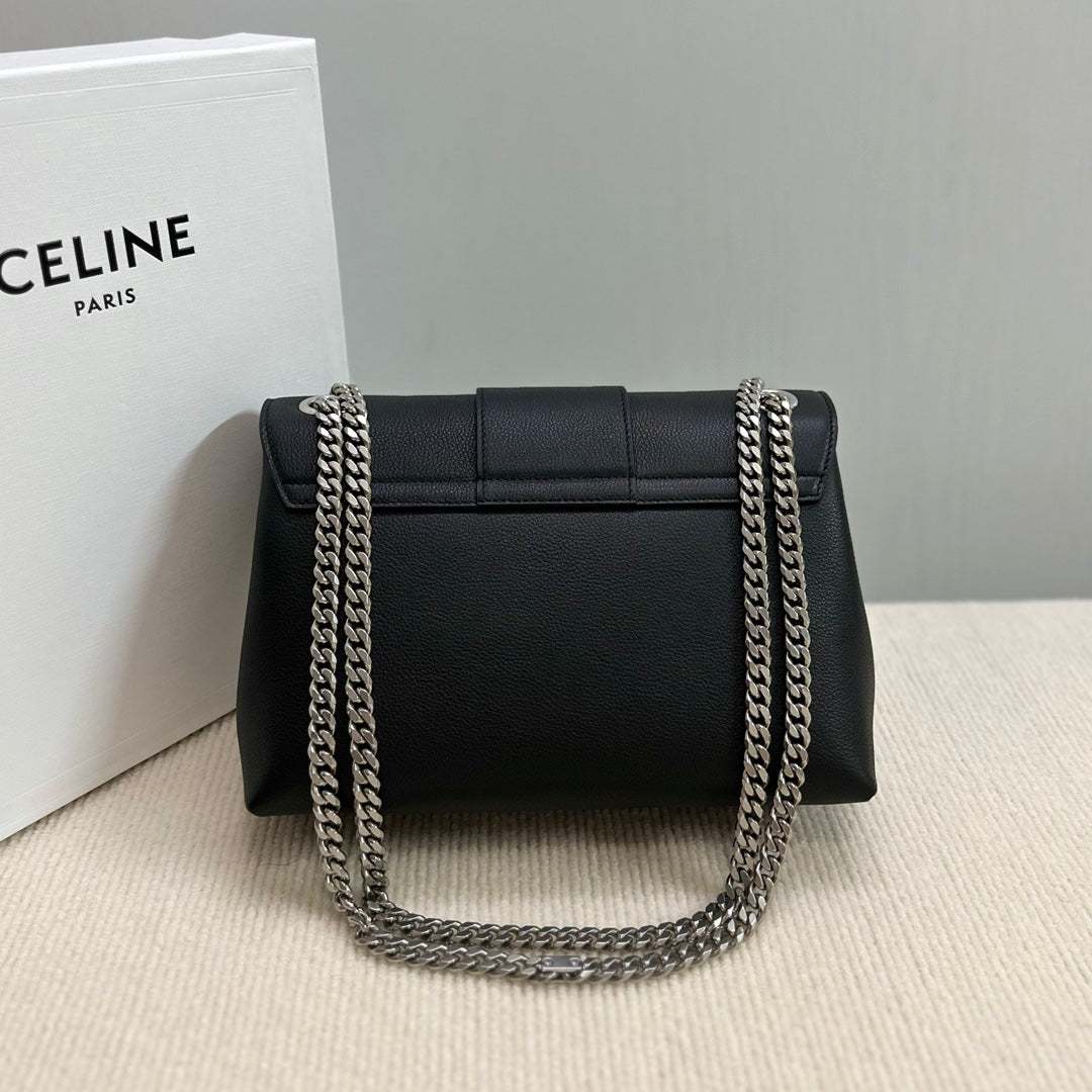 BOLSO MEDIANO VICTOIRE 25 EN PIEL DE BECERRO FLEXIBLE NEGRA, HERRAJES PLATEADOS
