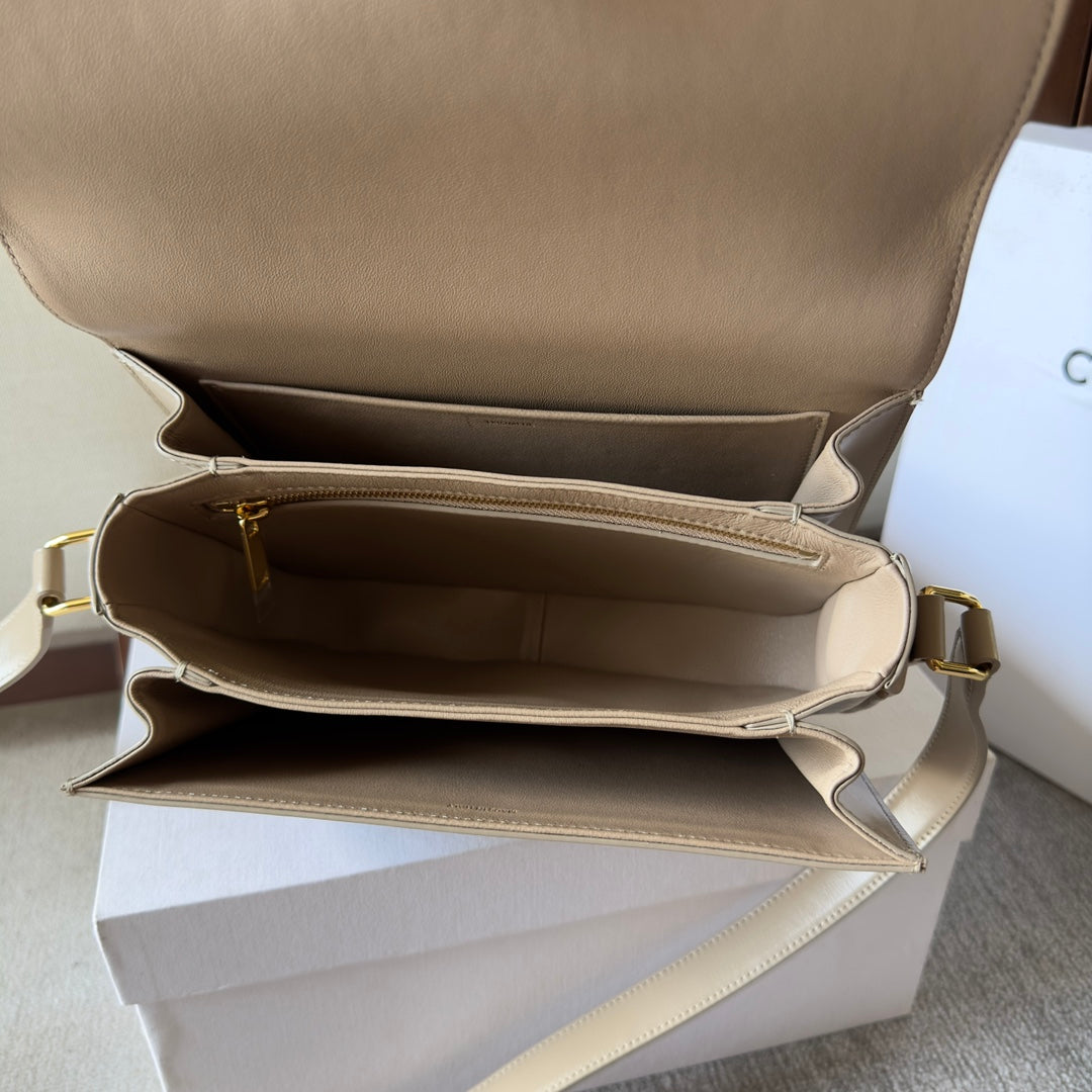 classique triomphe 22 cuir de veau beige bijouterie dorée