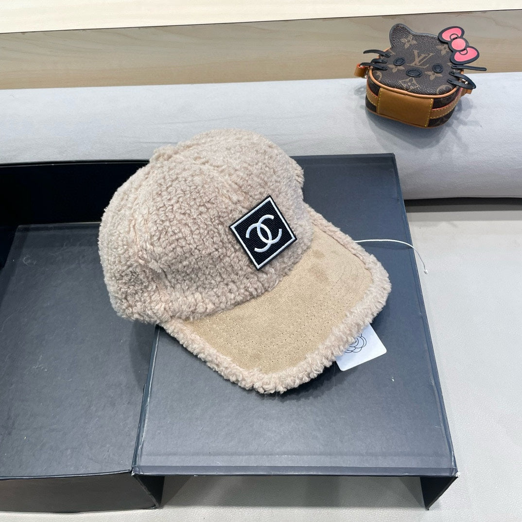 GORRA DE BÉISBOL EN PIEL DE PIEDRA BEIGE CAMEL 422432