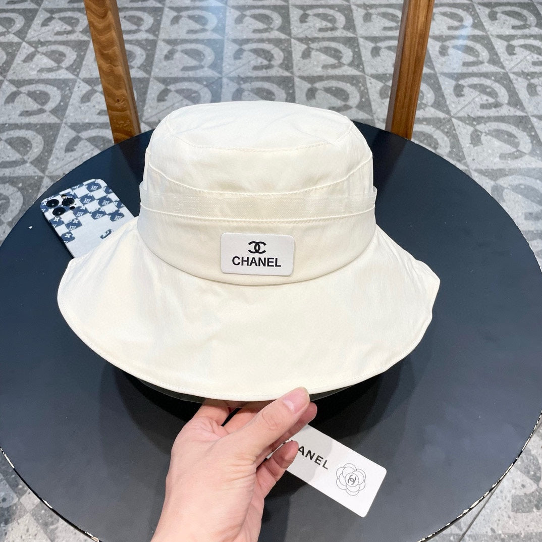 BUCKET HAT WHITE 430007