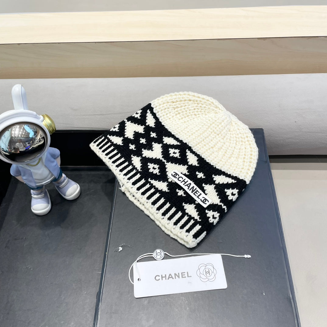 BONNET EN LAINE MÉLANGÉE NOIRE ET BLANC 431697