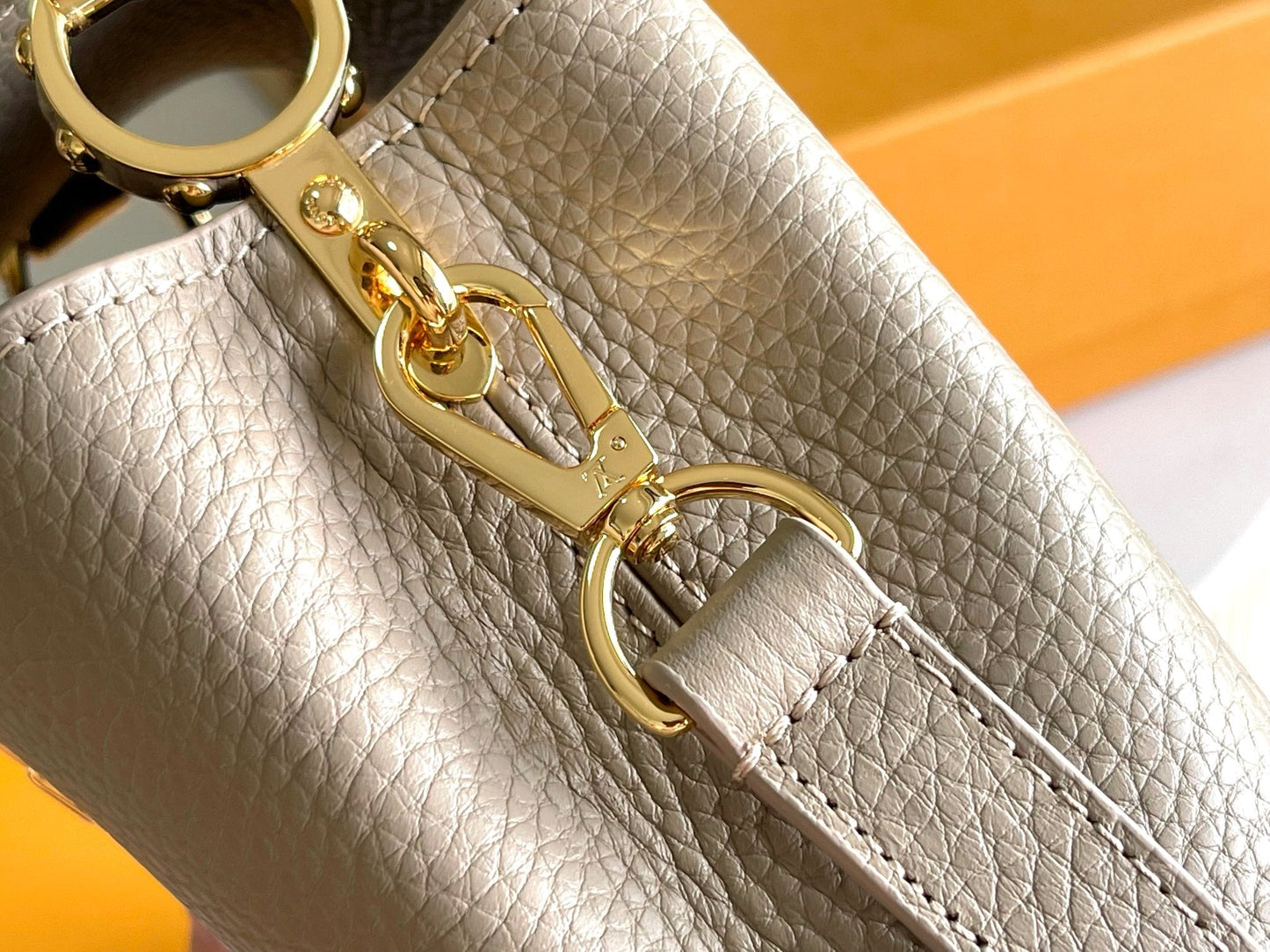 CAPUCINES MINI 21 QUINCAILLERIE OR TAURILLON BEIGE FONCÉ