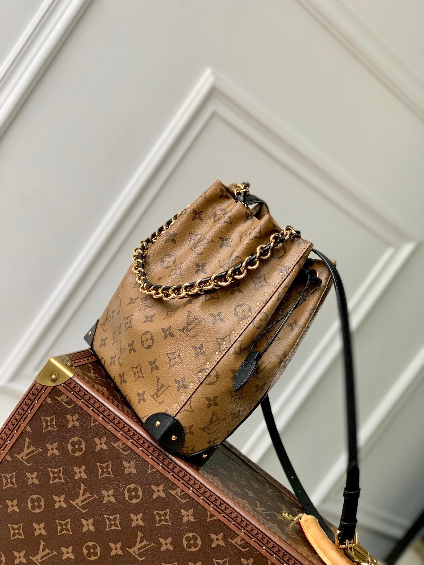 NO¨¦ TRUNK 23 IN BROWN MONOGRAM REVERSE CANVAS GOLD HARDWARE