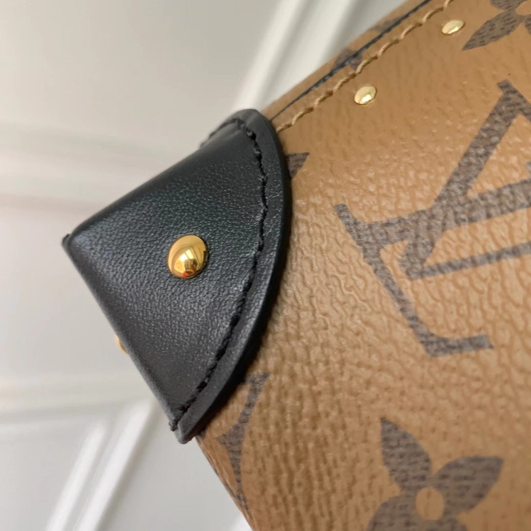 NO¨¦ TRUNK 23 IN BROWN MONOGRAM REVERSE CANVAS GOLD HARDWARE