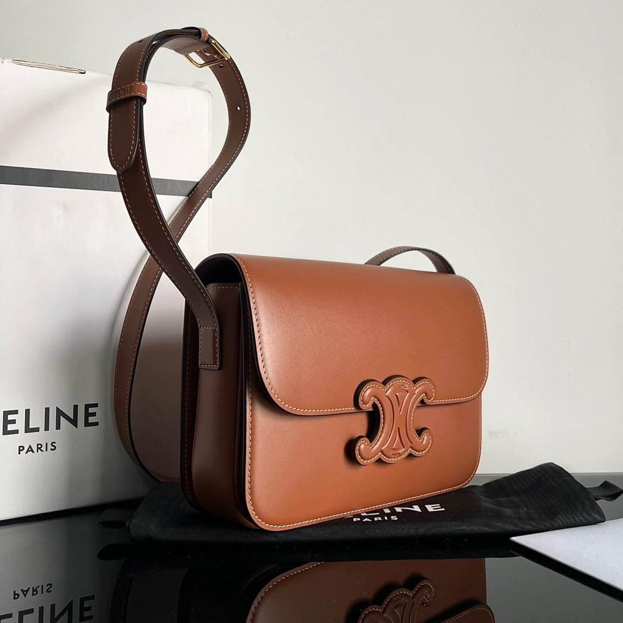 CLASSIQUE TRIOMPHE 22 PIEL DE BECERRO LISA BRONCEADO