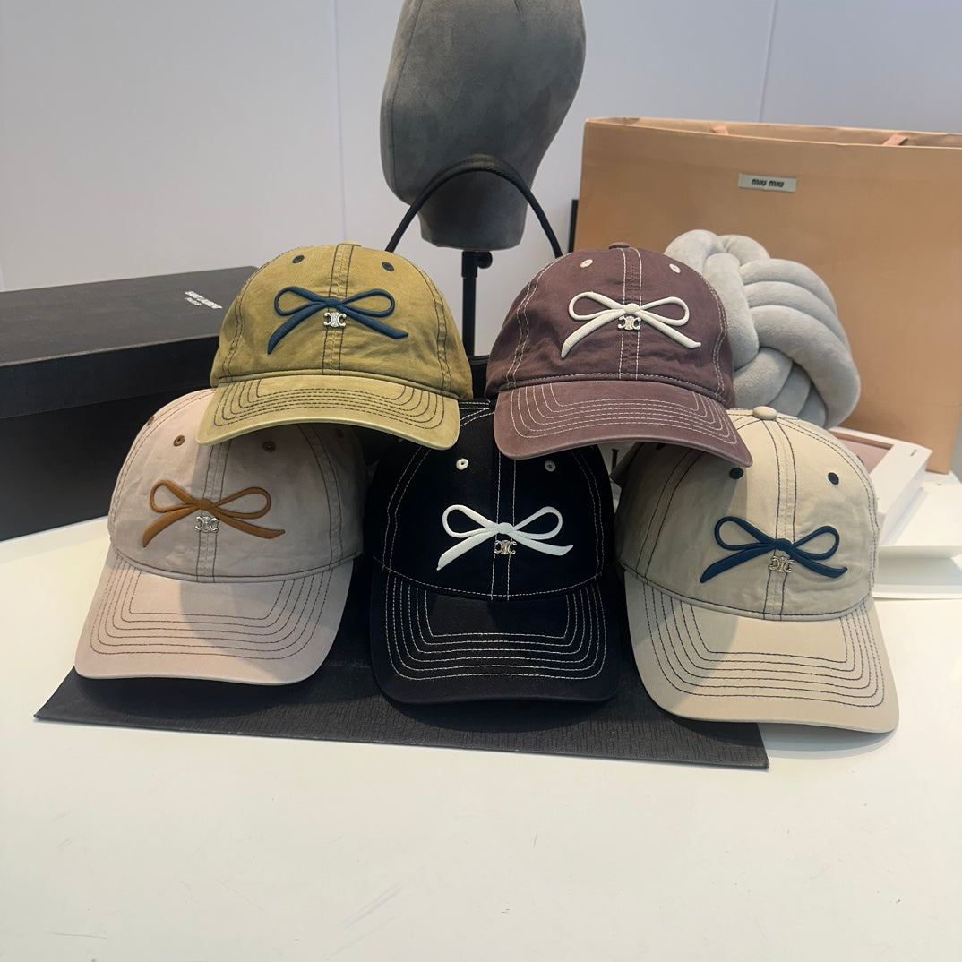 Gorra Celin Tela de algodón blanco marfil 210306