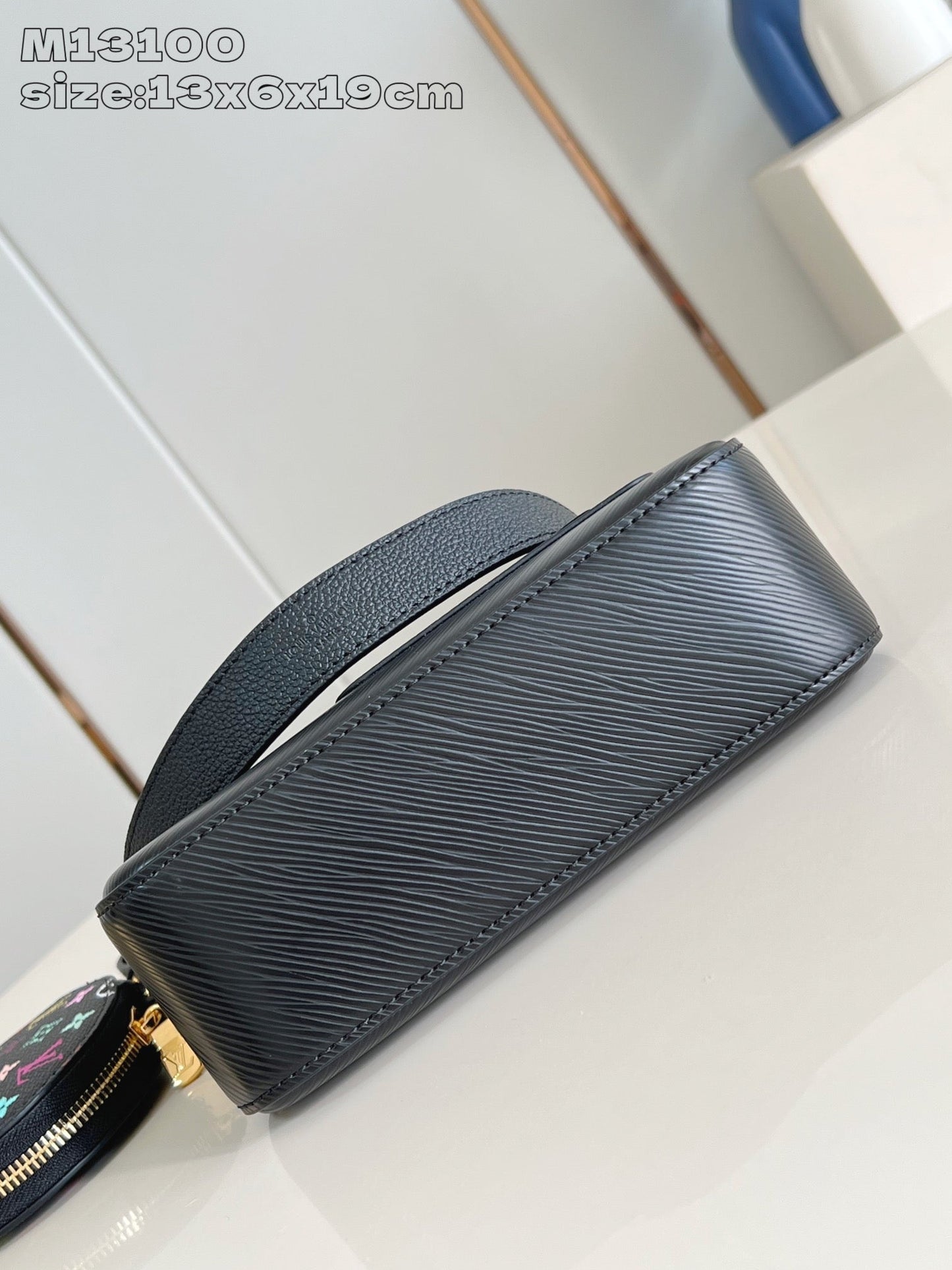 LV Marellini LV x TM Cuir de vache épi noir 203652