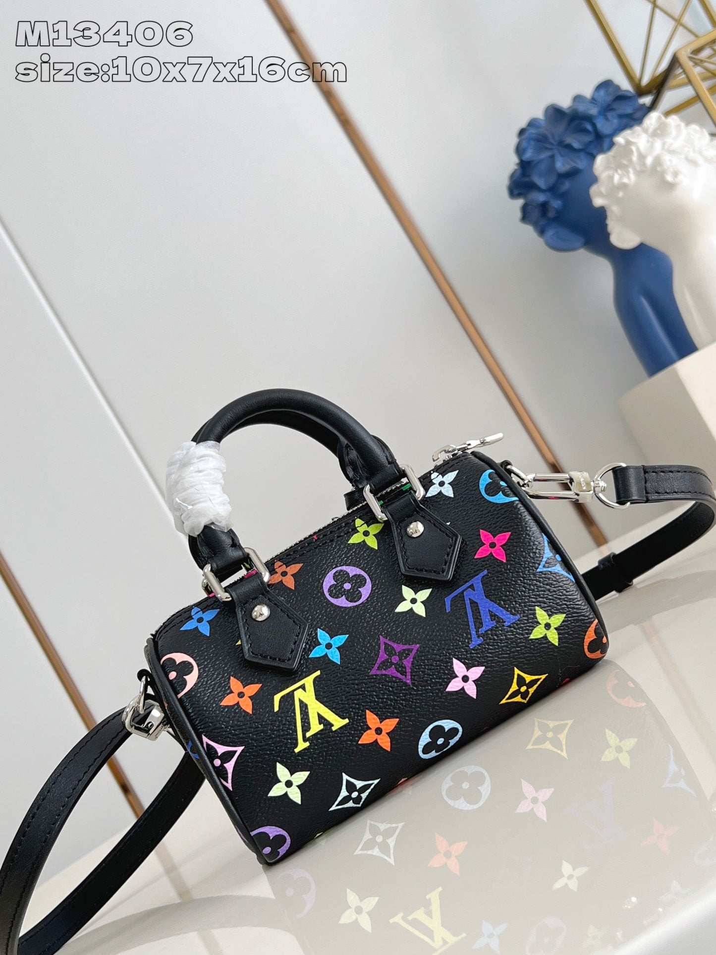 LV x TM Nano Speedy 16 cm en toile enduite noire et multicolore avec monogramme