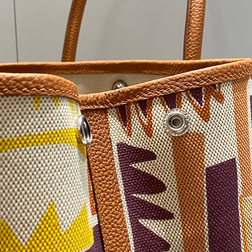 HM Garden Party 36 Toile multicolore et cuir de veau Negonda 243397