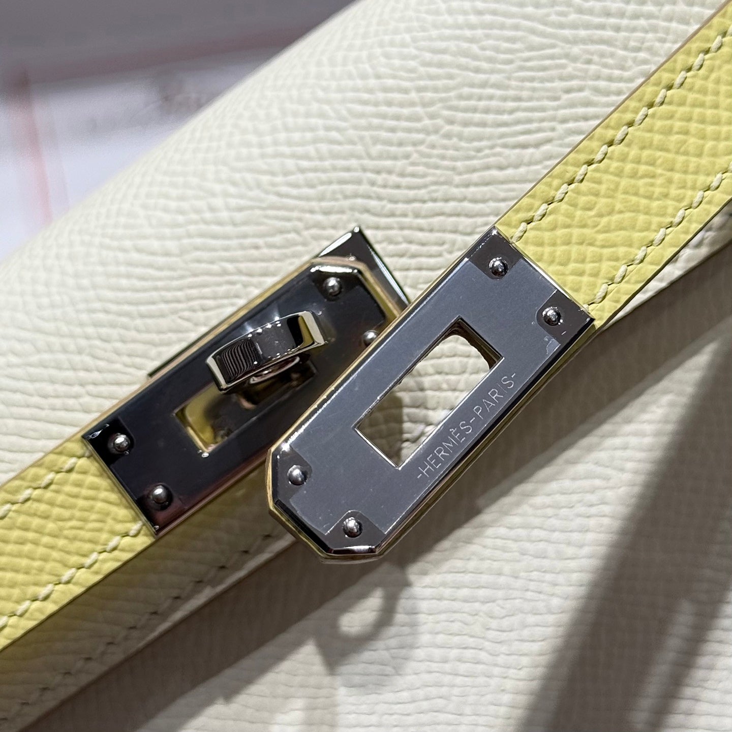 Batidora HM Mini Kelly 19 blanca Epsom 243206