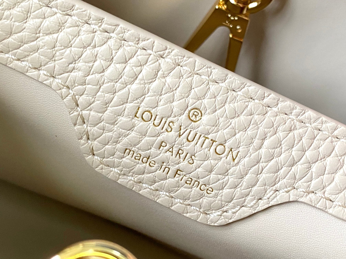 capucines bb 27 cuir taurillon beige bleu nuage accastillage doré