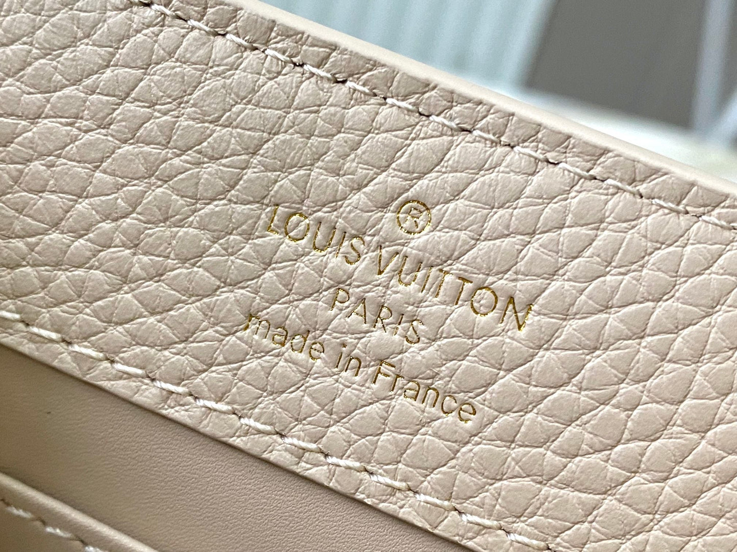 capucines mini 21 cuir taurillon beige bleu nuage accastillage doré