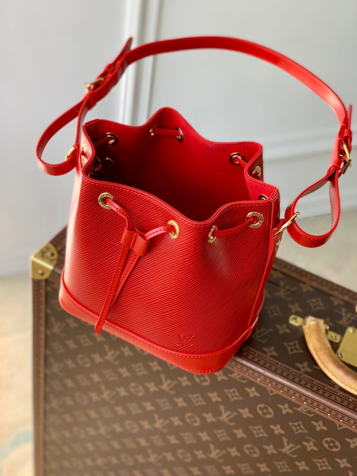 NO¨¦ BB 20 IN RED EPI LEATHER