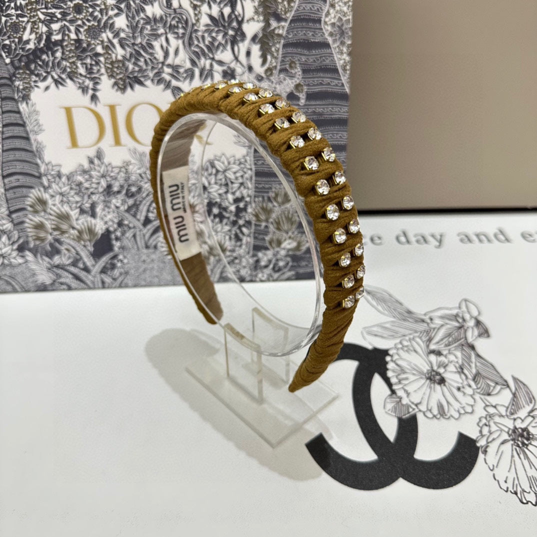 DIADEMA DE FIELTRO MARRÓN LAGARTO CON DECORACIÓN DE DIAMANTES 230831