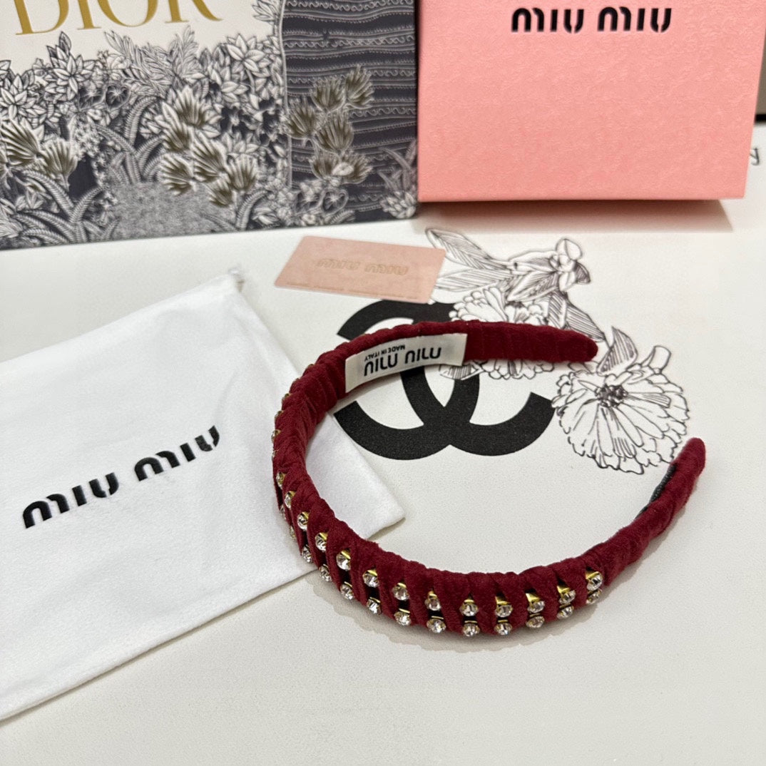 DIADEMA DE FIELTRO ROJO CON DECORACIÓN DE DIAMANTES 230832
