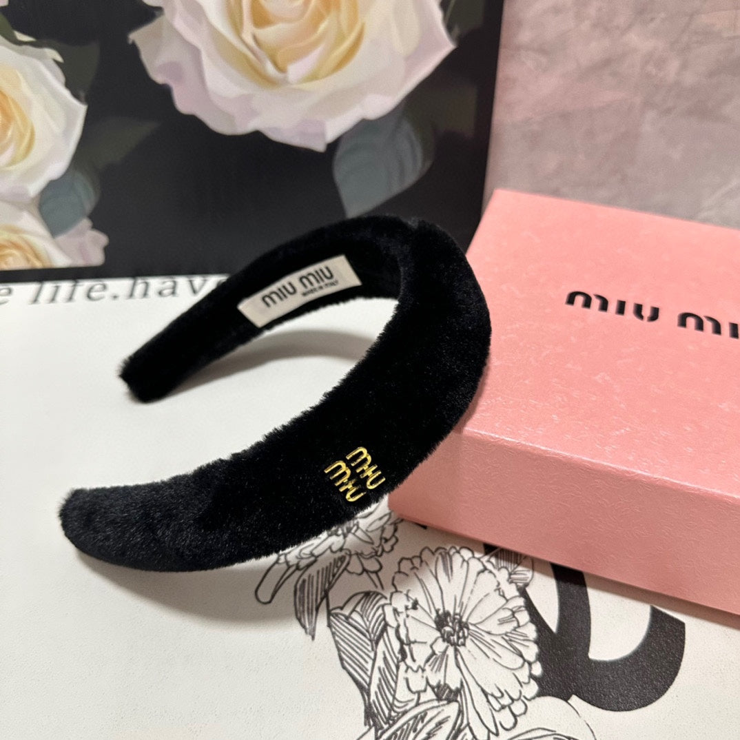 DIADEMA DE TELA FELPA NEGRA 423599