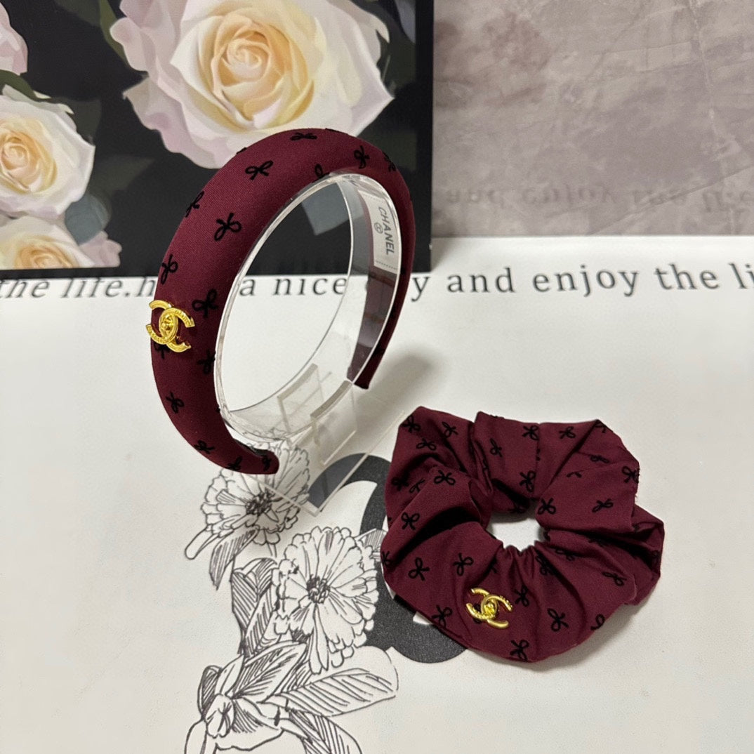 CONJUNTO DE DOS PIEZAS EN TELA ROJO RUBÍ 432842
