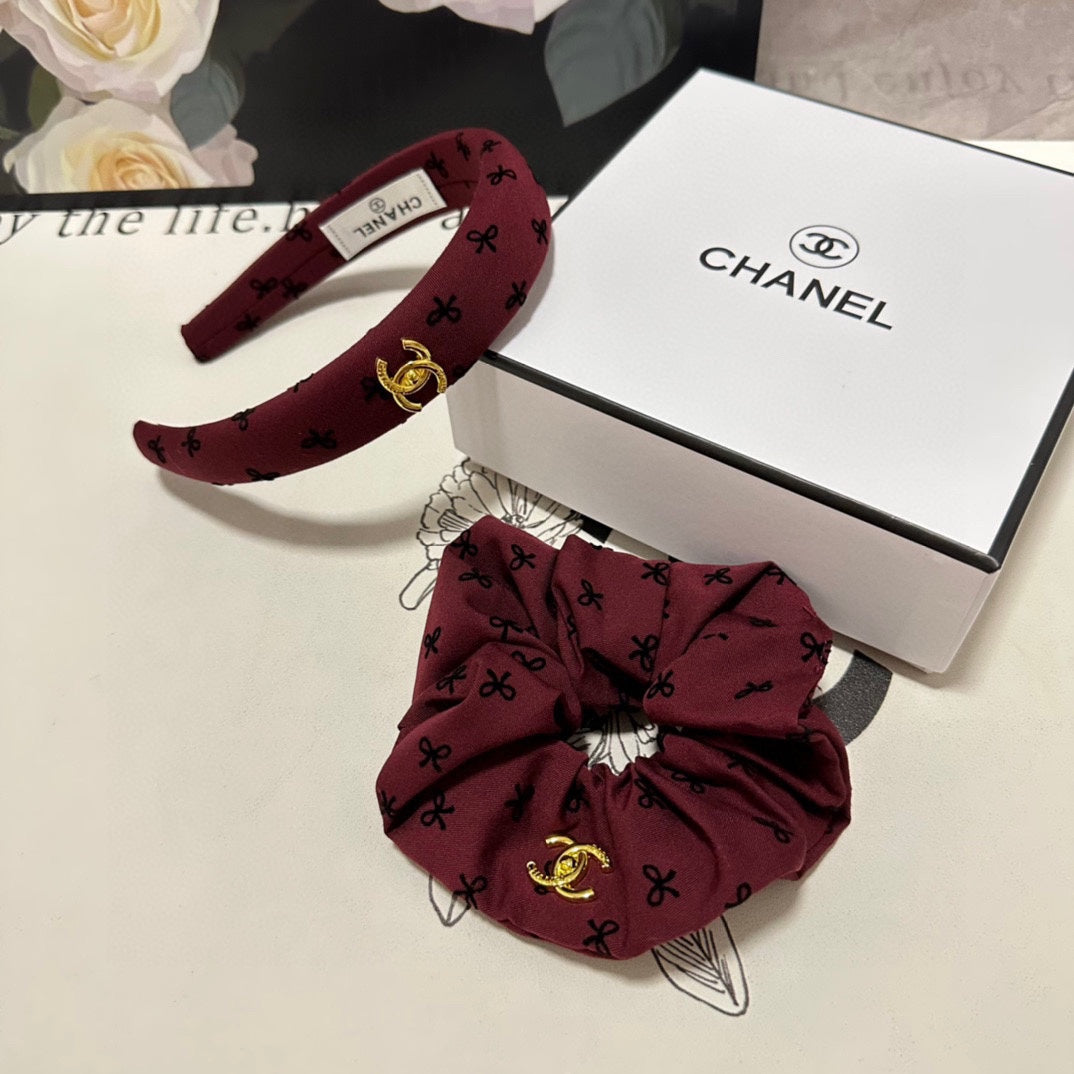 CONJUNTO DE DOS PIEZAS EN TELA ROJO RUBÍ 432842