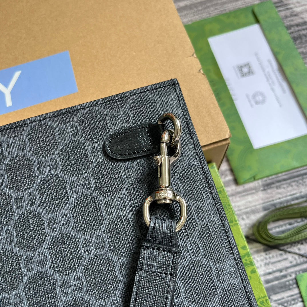 Pochette Neo Vintage 26 GG Supreme en toile noire