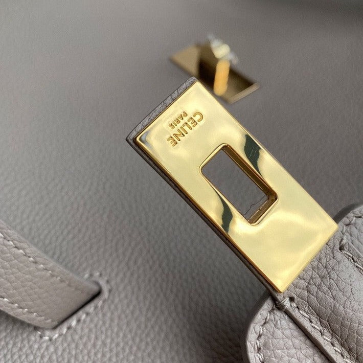 SAC SOUPLE 32 CUIR DE VEAU PEBBLE