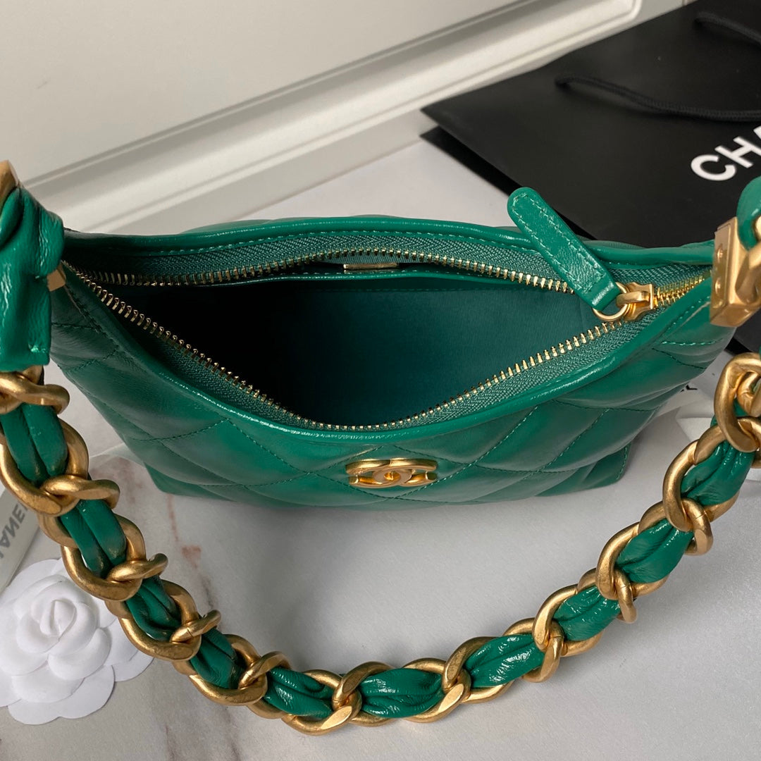 Bolso hobo 24a de 23 cm de piel de becerro verde con herrajes dorados
