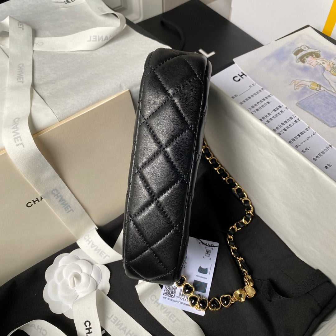 Bolso hobo cc de 24 peniques, 20 cm, piel de cordero negra, herrajes dorados