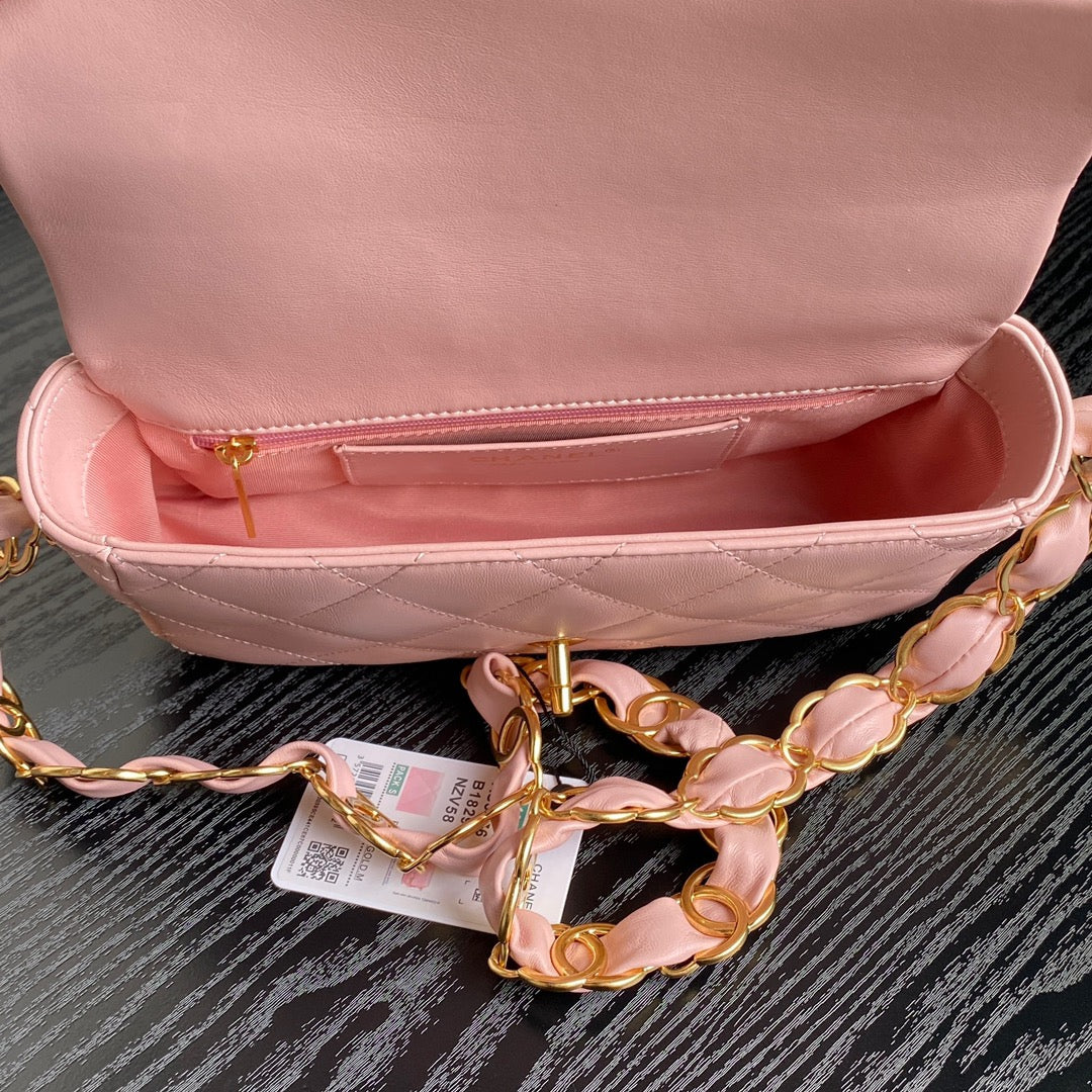 Bolso mini con solapa CC 24K de 21 cm con piel de cordero rosa y herrajes dorados