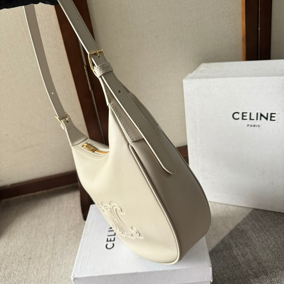 SMALL HELO?SE BAG CUIR 22 IN WHITE CALFSKIN EMBOSSED LOGO