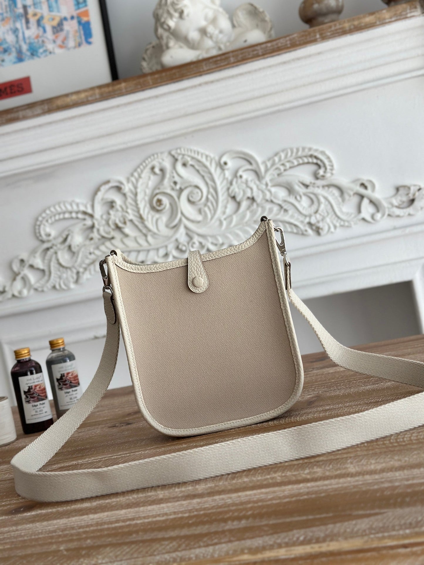 BOLSO MINI NEO 17 EVELYNE DE LONA COLOR MARRÓN Y PIEL DE BECERRO BLANCA