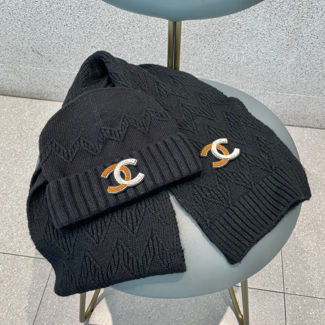 CONJUNTO GORRO Y BUFANDA EN LANA NEGRA 420823