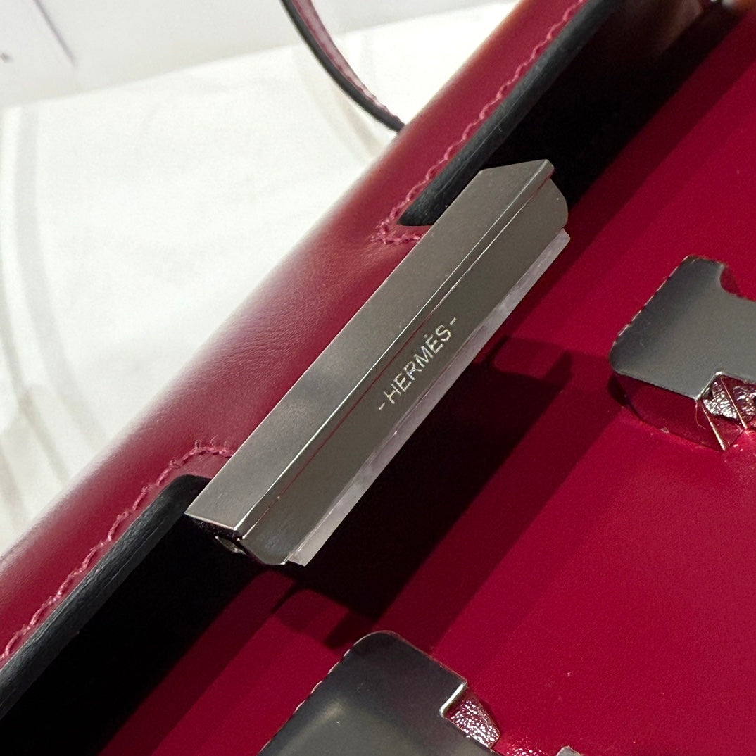 HM Constance Elan 24 Vin Rouge Epsom Quincaillerie Argentée 237350