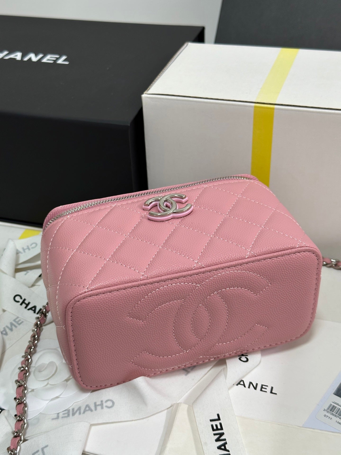 Neceser CC 25P de 17 cm, piel rosa pastel, herrajes plateados 243463