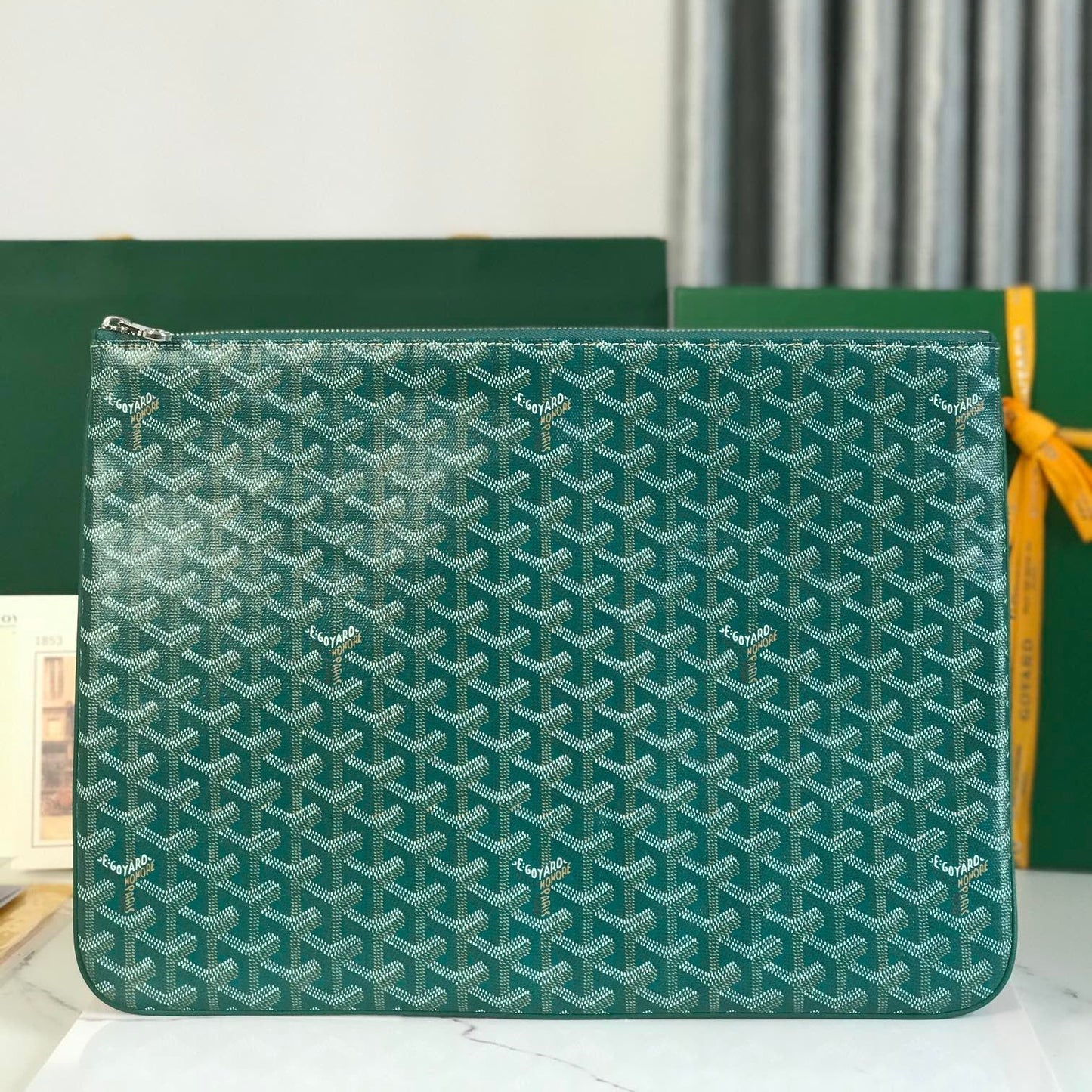 S¨¦NAT MGM POUCH 40 IN GREEN GOYARDINE CANVAS
