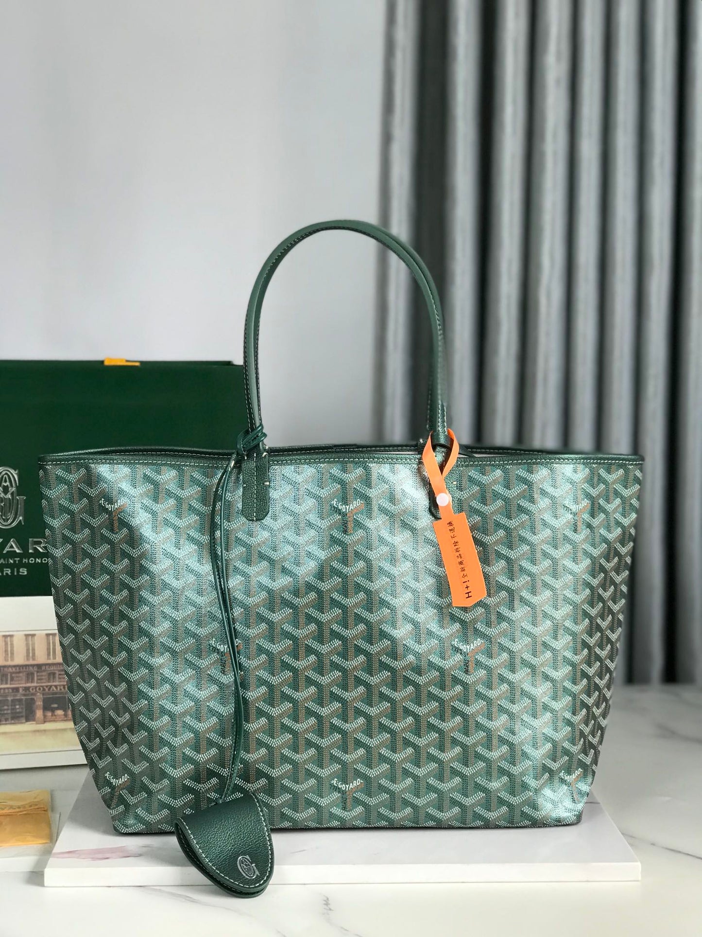Sac Saint Louis PM 34 cm en toile verte Chevroches et cuir de veau